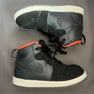 Air Jordan 1 Retro High-Top Sneakers Black Gray Toddler Unisex Casual School 8C